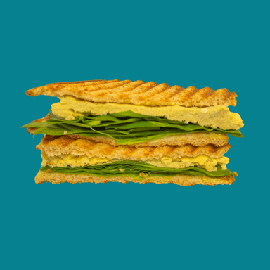 🥪 Sándwich de Huevo Proteico con Espinaca y Queso