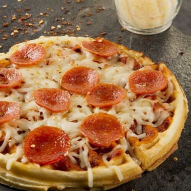 waffle Con Pepperoni