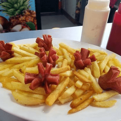 Salchipapas