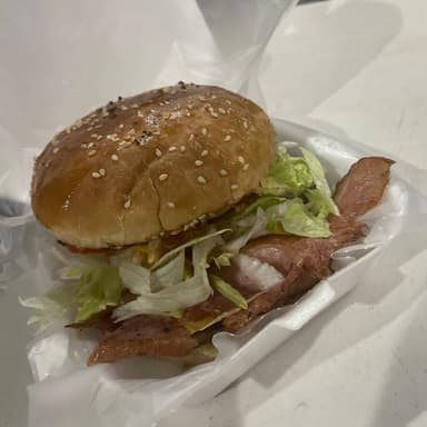 Hamburguesa con tocino