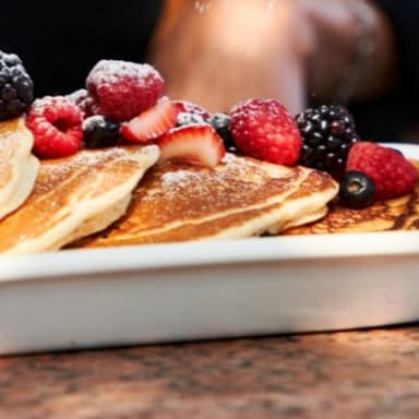 Pancakes & Berries