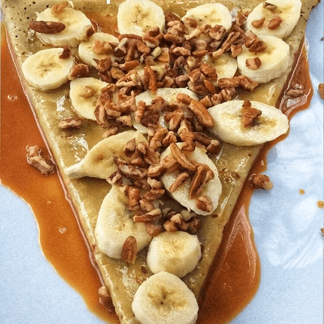 Crepa de Cajeta, Plátano y Nuez