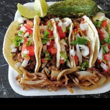 Tacos Bistec a la Mexicana