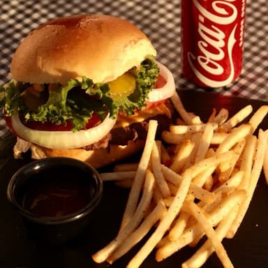 HAMBURGUESA CLASICA