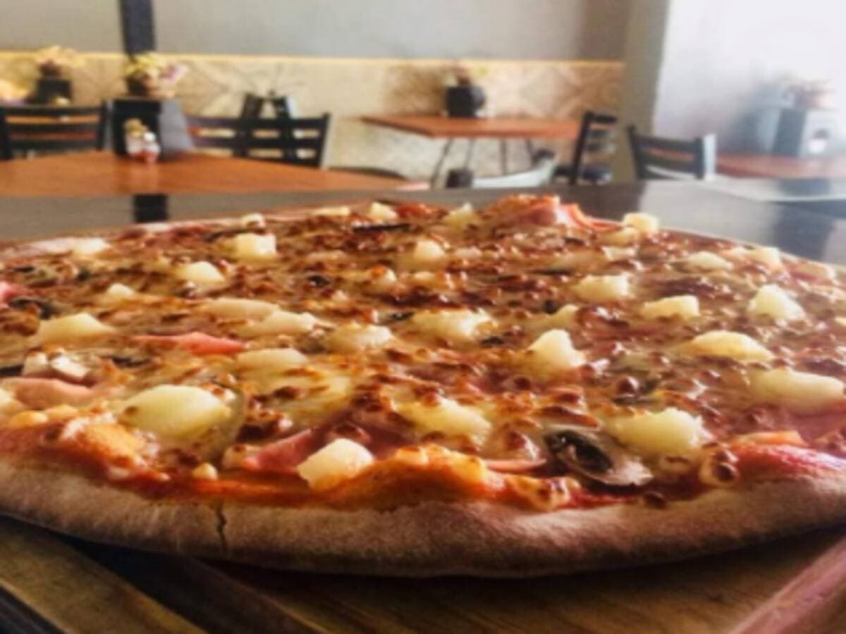 Pizzeria La Leñera ( Suc. San Isidro)