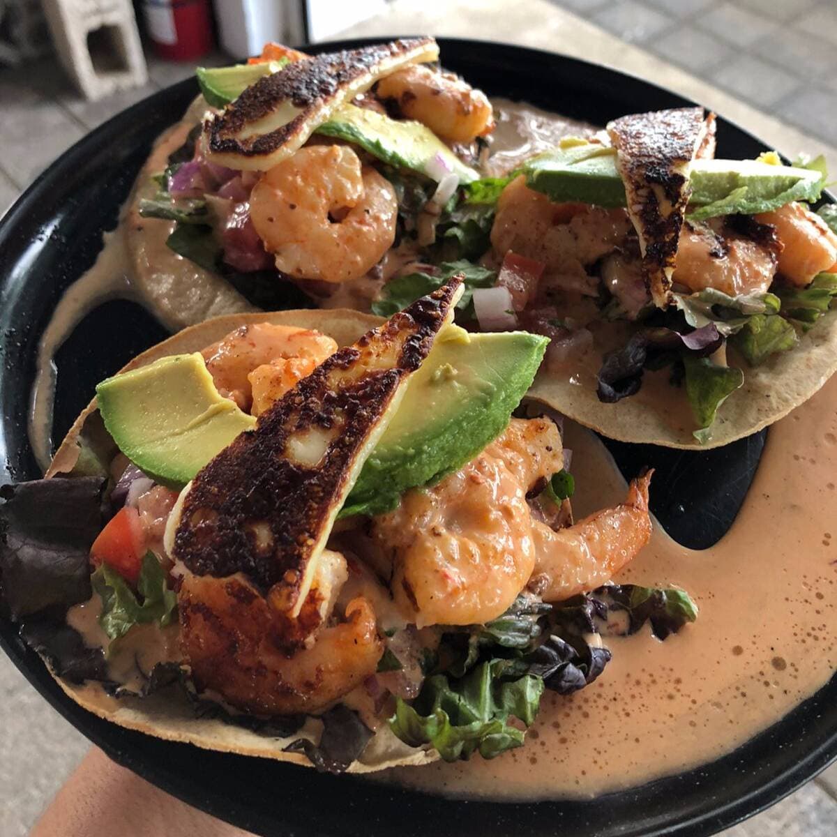 Tostada de Camarón Crema y Chipotle 3 Piezas