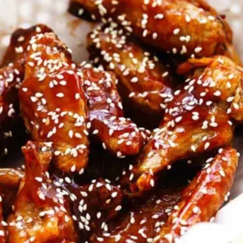 20 Piezas de Alitas + Papas +🥤(Llévalas en Combo)