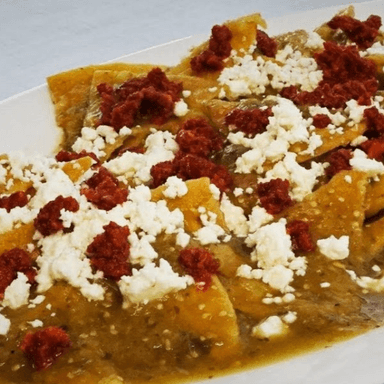 Chilaquiles con Chorizo