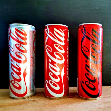 Coca Cola, Lata