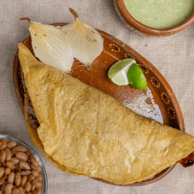 QUESADILLA CON CARNE