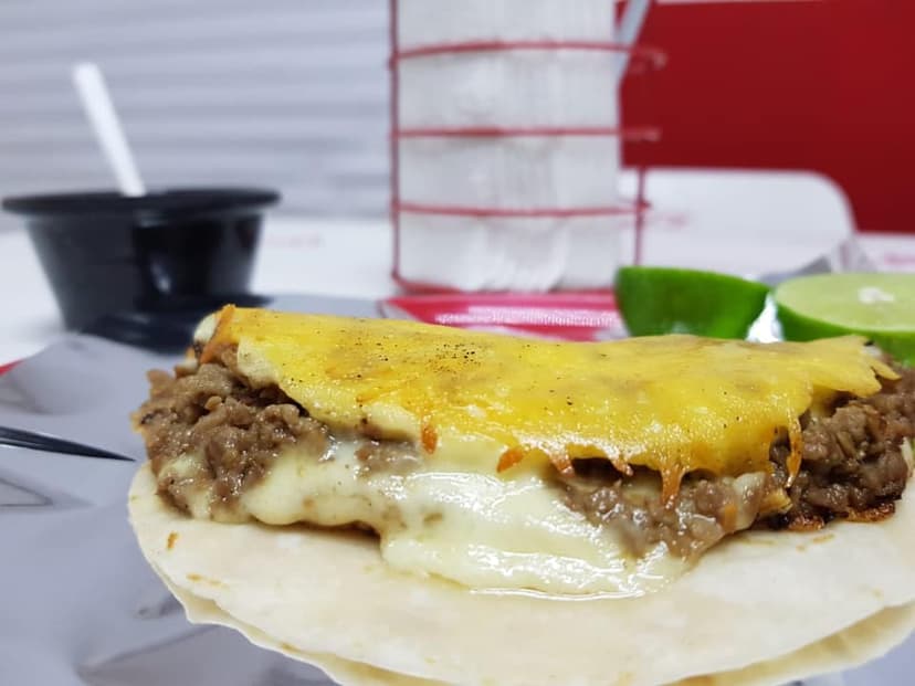 TACOS DEL TIO PIT