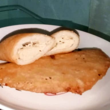 Empana de Jamón con Queso