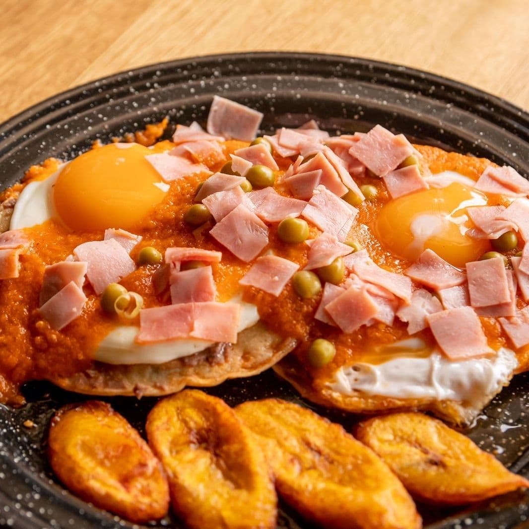 Huevos Motuleños