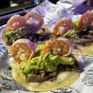 Taco Mar y tierra