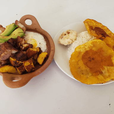 Cazuela de Frijoles