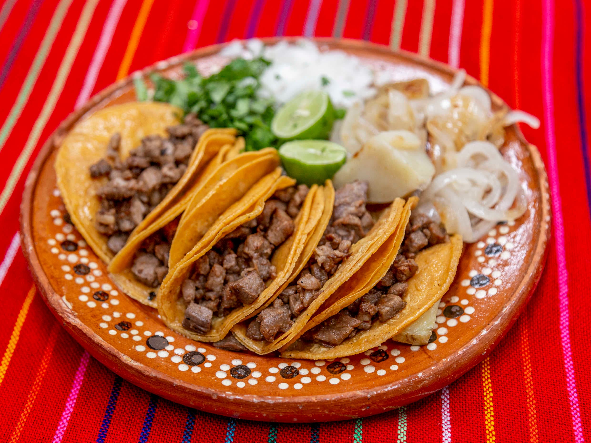 Orden de Tacos de Bistec
