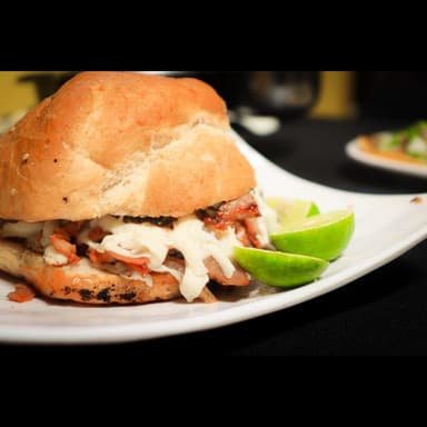 Cemita al Pastor