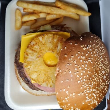 HAMBURGUESA HAWAIANA
