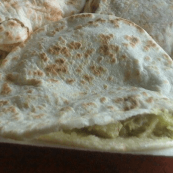 Gordita de Chicharrón en Salsa Verde