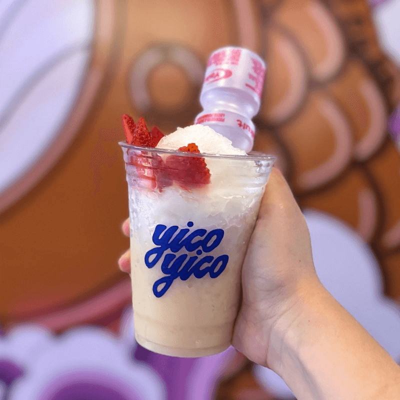 Soda con Yakult
