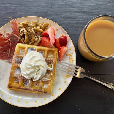 Combo Waffles y Americano