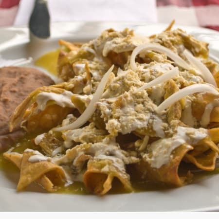 Chilaquiles Verdes con Pollo