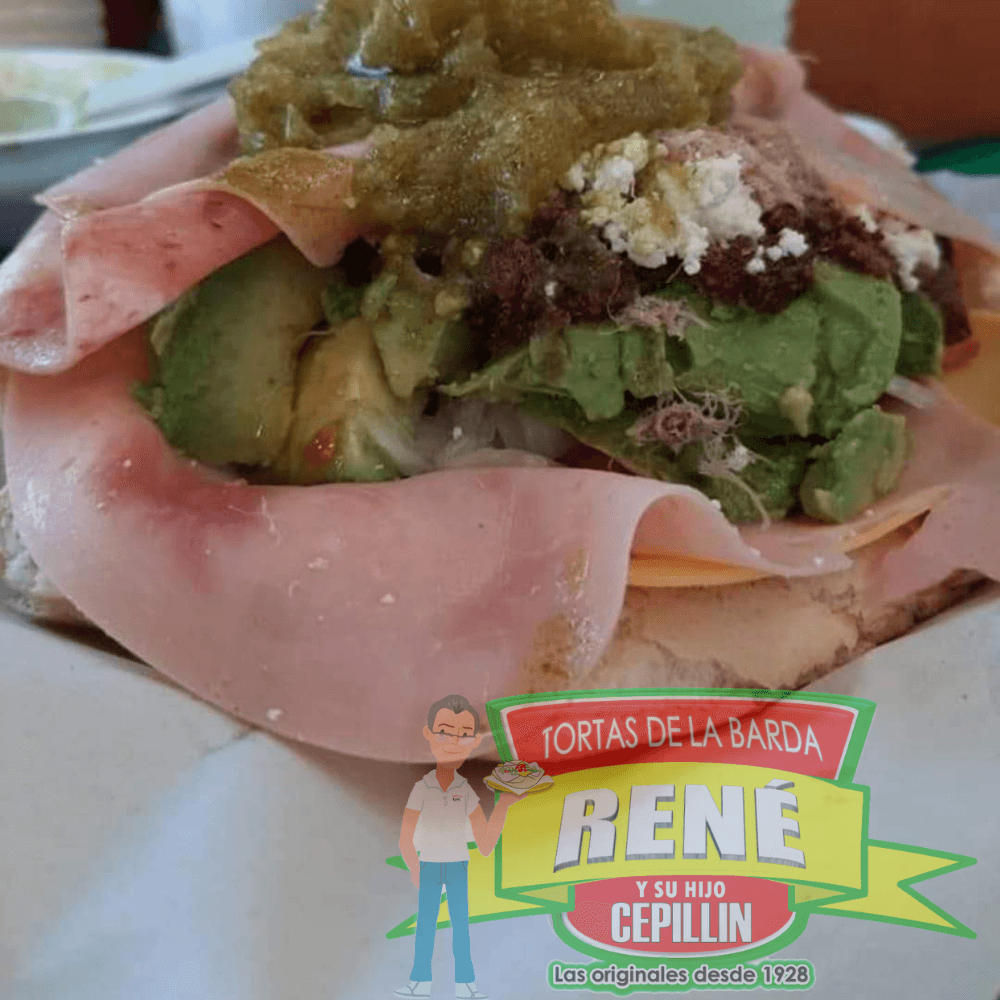 2 tortas de la barda doble + 2 aguas de sabor