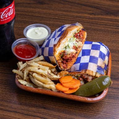 Torta Vaquera y Bebida