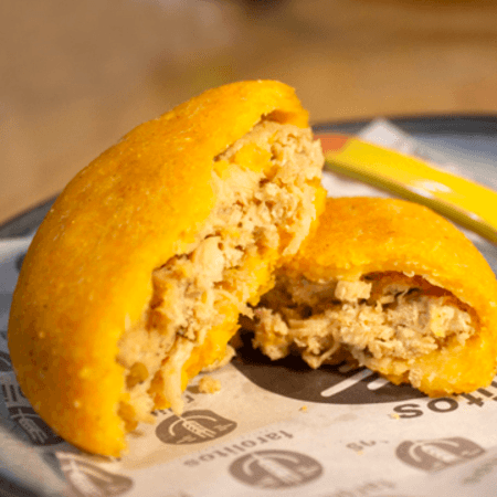 Pastel 100 % Pollo
