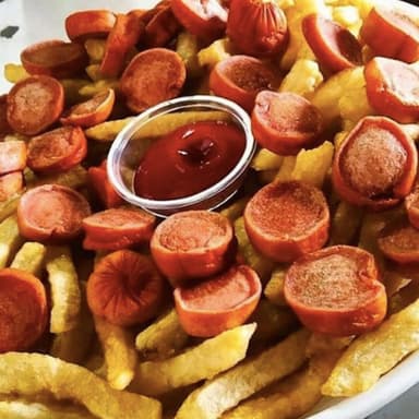 Salchipapas