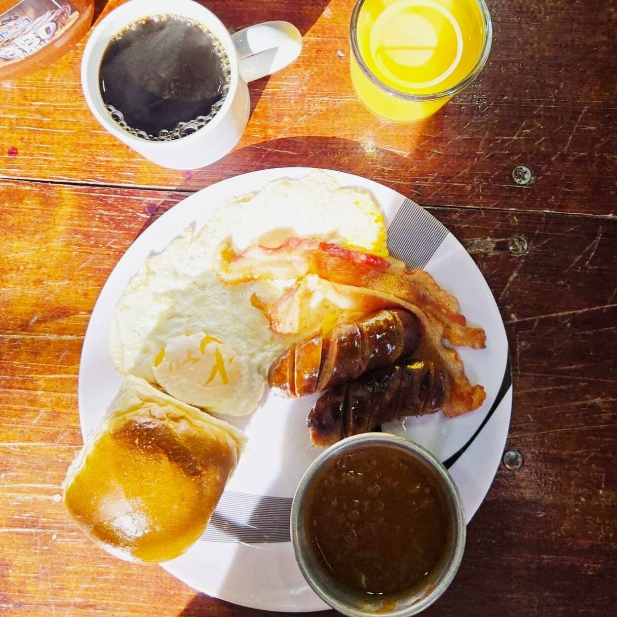 LOW BUDGET LUNCH