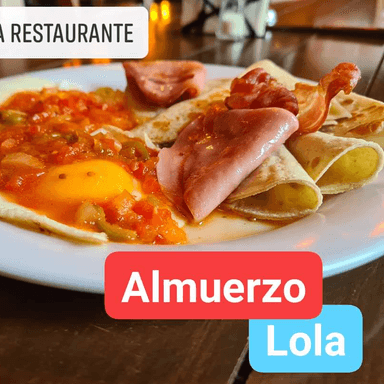 ALMUERZO  LOLA