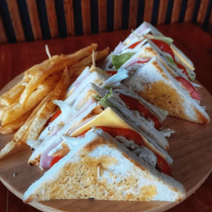 CLUB SANDWICH