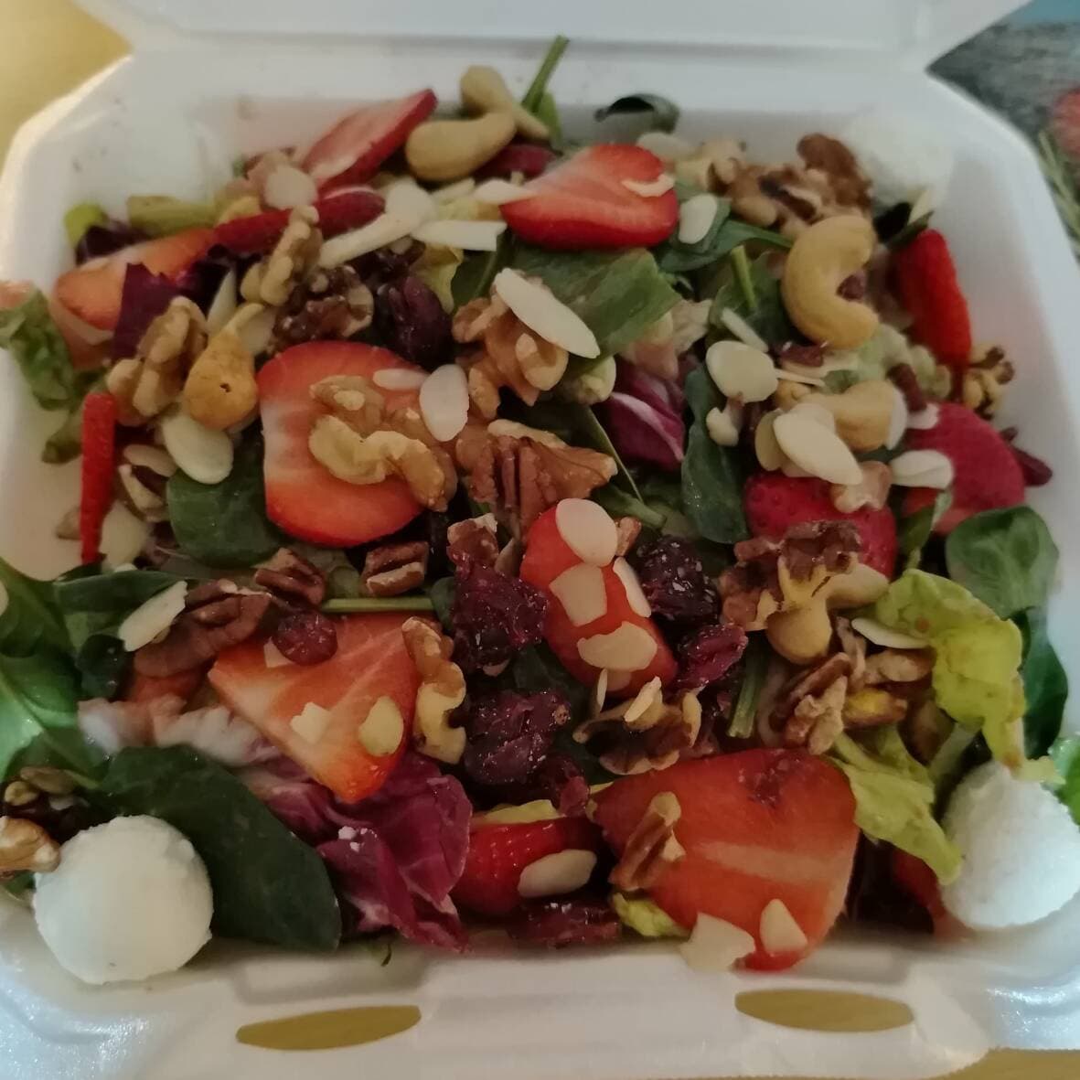 ENSALADA COQUETA