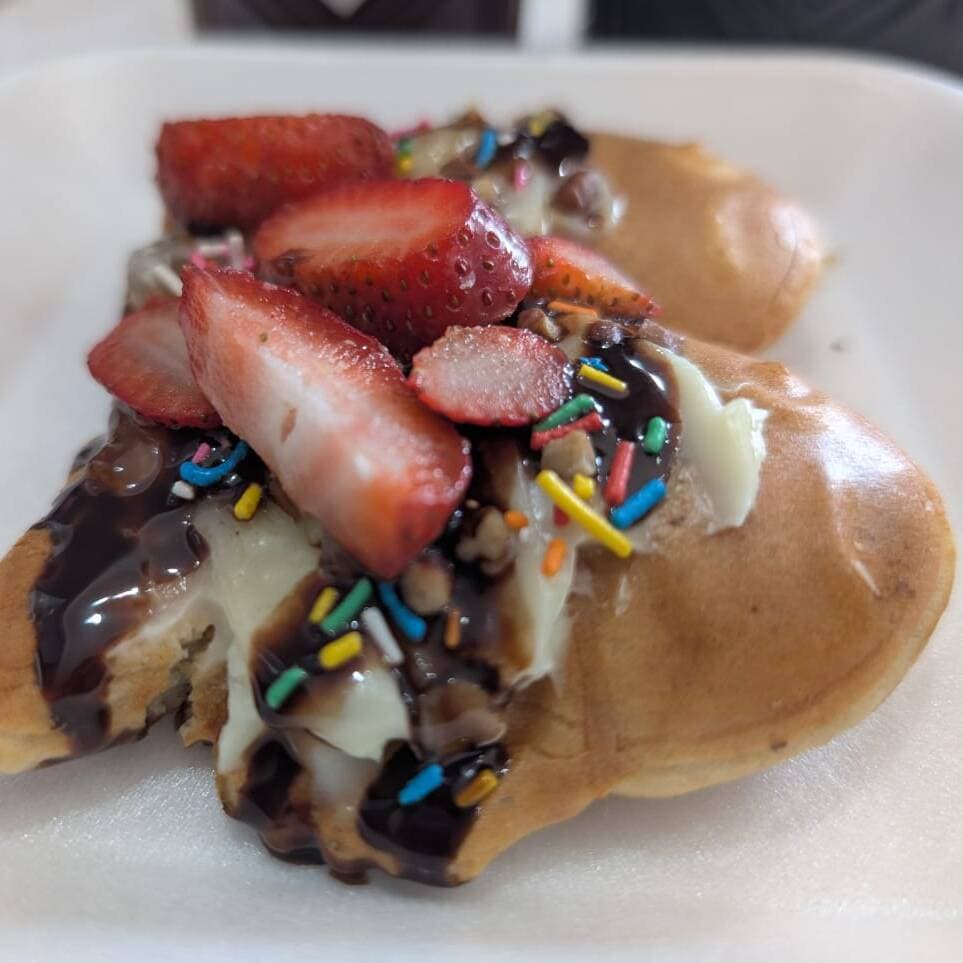 Teiyaki (Waffle de Pececito) con Helado
