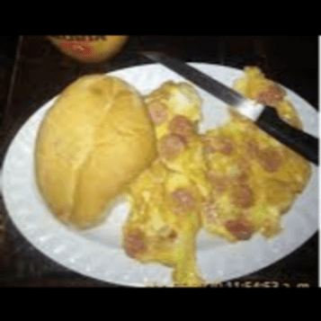 Pancito con Huevo y Hot Dog