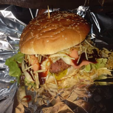 Hamburguesa+ Gaseosas+ Papas a la Francesa