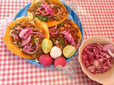 Combo Pareja-6 Tacos Birria + 2 Sodas + 2 Consomes