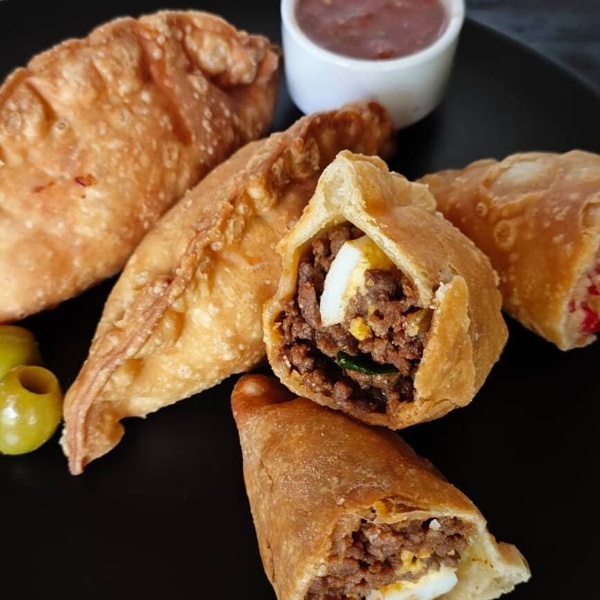 6 Empanadas Argentinas