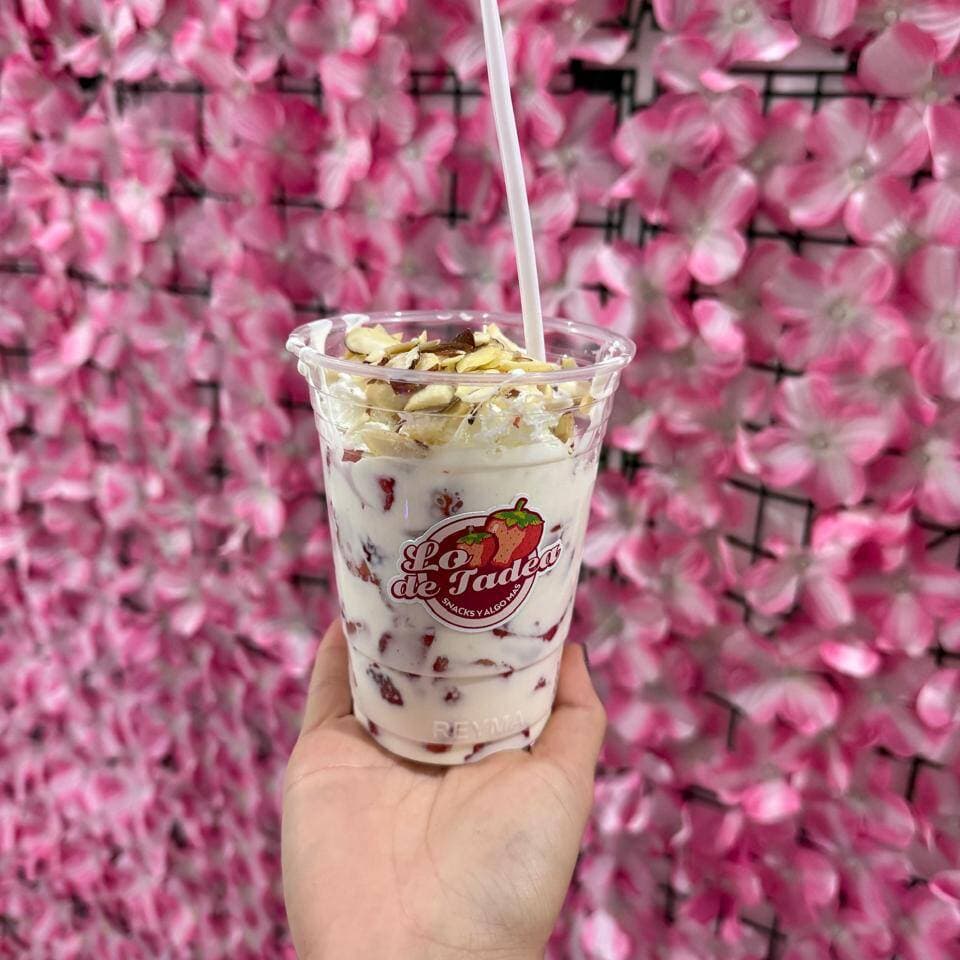 Fresas con Crema Medianas con Almendra