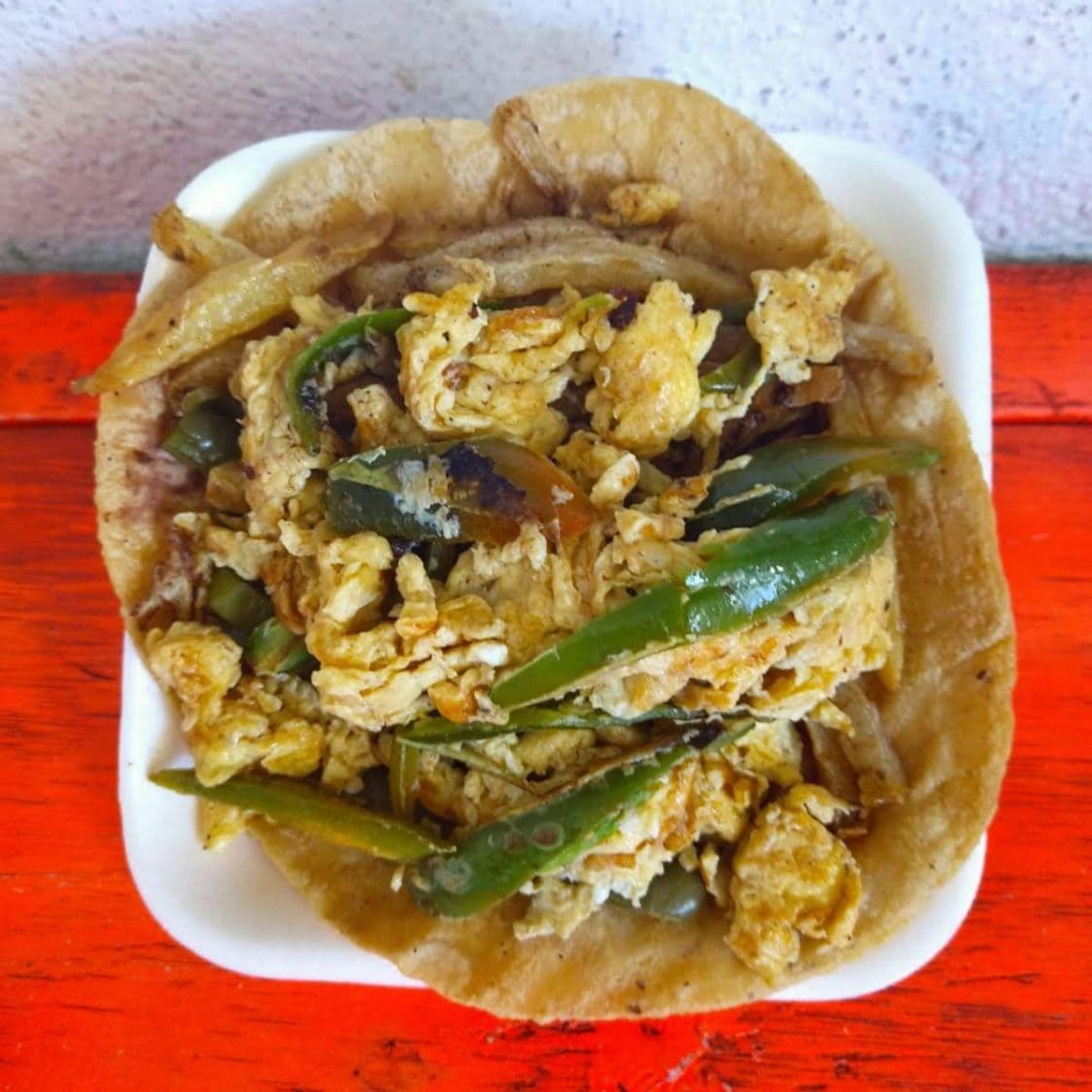 Taco de Rajas con Huevo Junior's