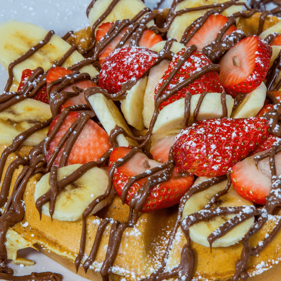 Waffles Nutela, Fresas y Banano