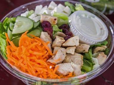 Ensalada Summer + Jugo de Naranja 500 ml