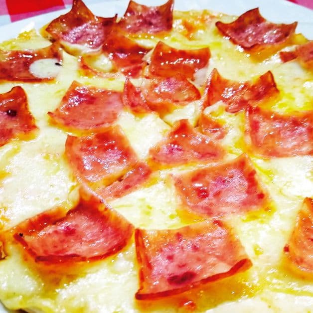 Pizza Mediana Jamón y Queso