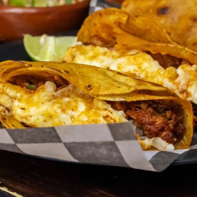 Taco con queso