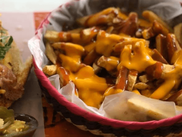 Papas a la Francesa con Tocino