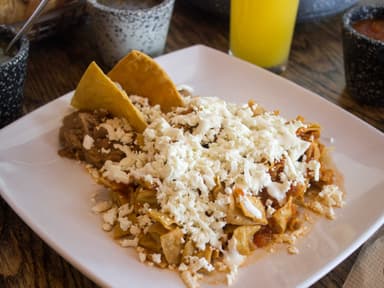 2x1 Chilaquiles con Pollo