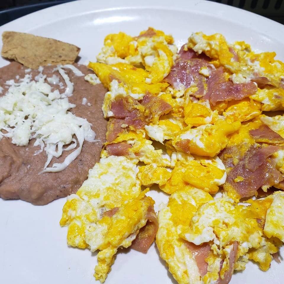 Huevos con Jamon