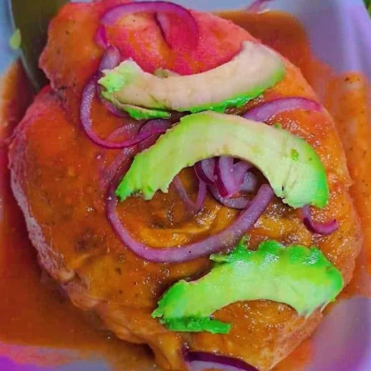 TORTA AHOGADA DE MACHACA O COCHINITA PIBIL