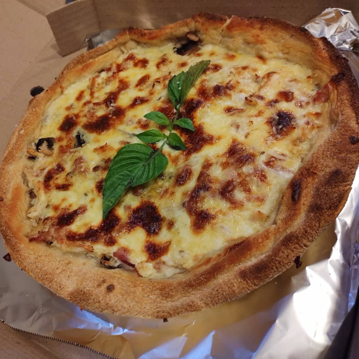Pizza Alfredo personal